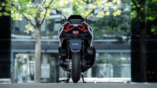 2025 XMAX 125 Tech MAX