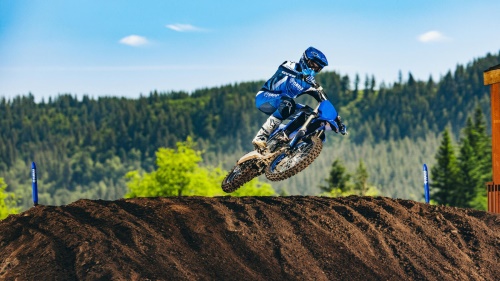 2025 YZ250F