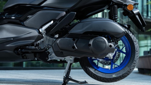 2025 XMAX 125