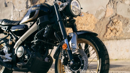 2023 XSR125 Legacy