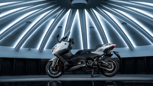 2025 TMAX Tech MAX